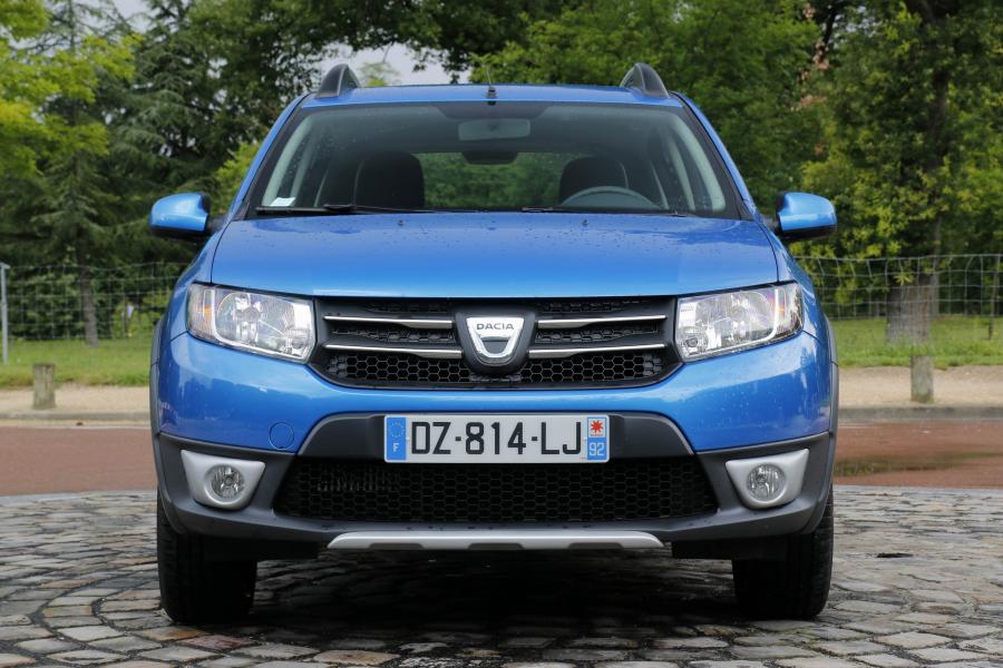  Dacia Sandero Stepway 2012 года  (фото 4 из 52)